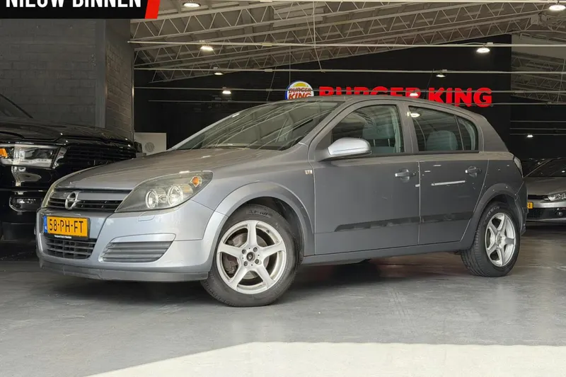 Opel Astra (2004)