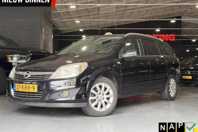Opel Astra (2010)