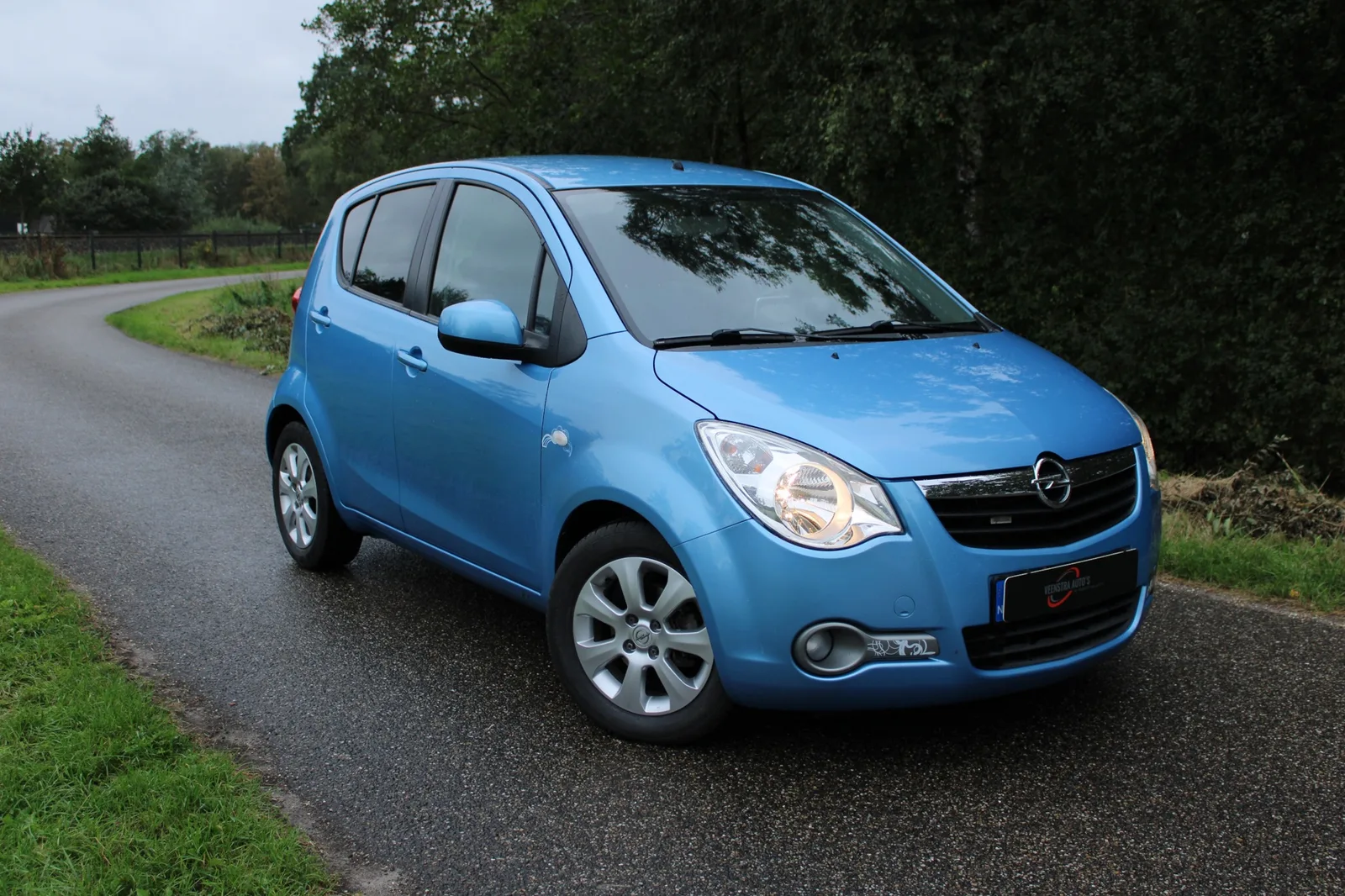 Opel Agila (2008) — foto 1