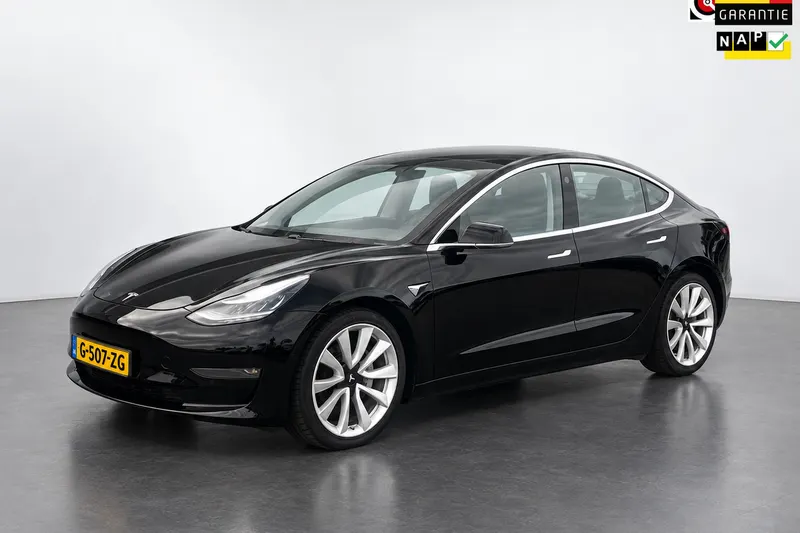Tesla Model 3 (2019)