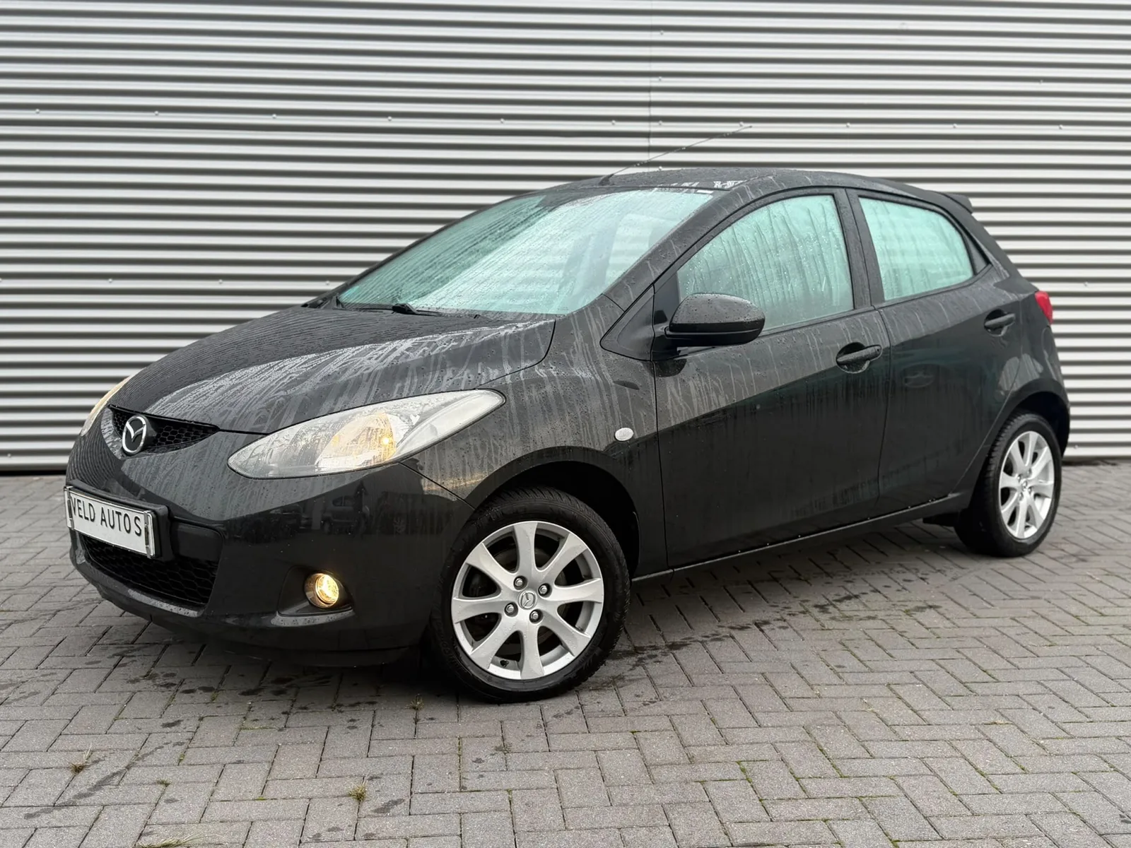 Mazda 2 (2010) — foto 1