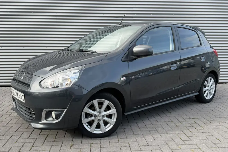 Mitsubishi Space Star (2014)