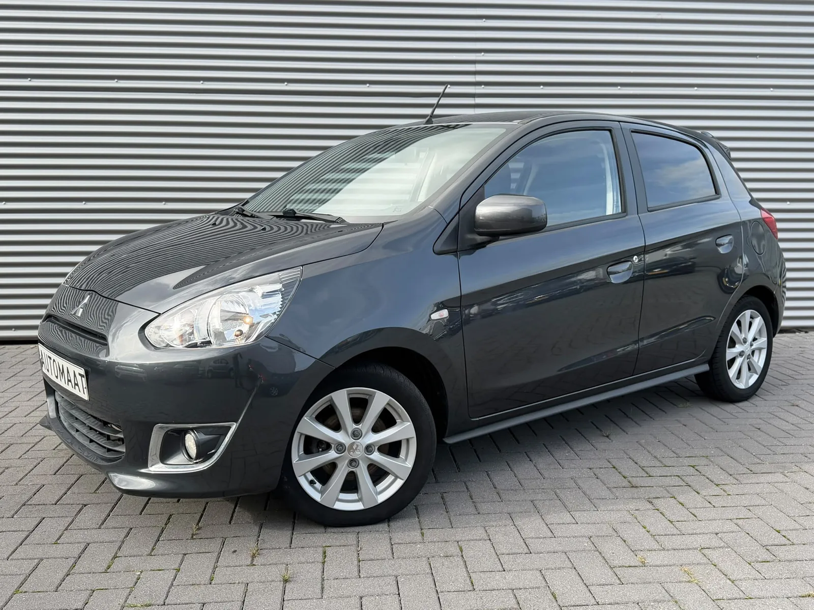 Mitsubishi Space Star (2014) — foto 1