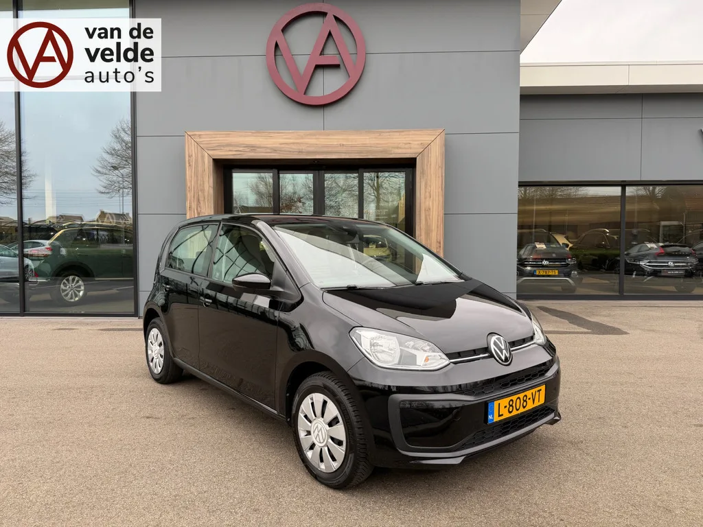 Volkswagen Up! (2021) — foto 1