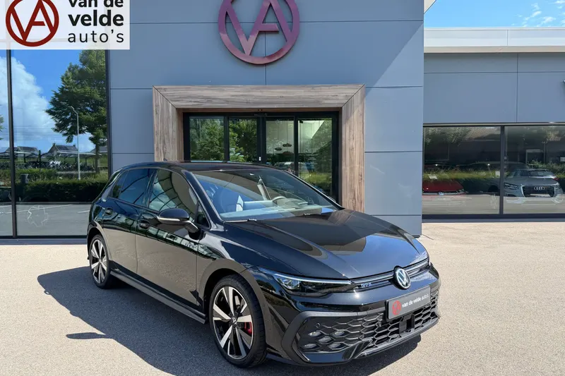 Volkswagen Golf (2025)