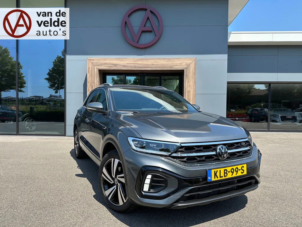 Volkswagen T-Roc (2025) — foto 1