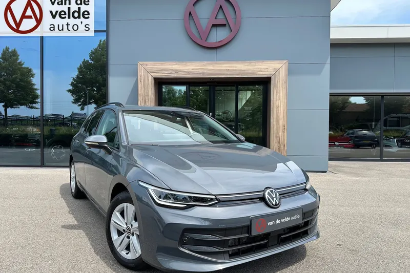 Volkswagen Golf (2025)