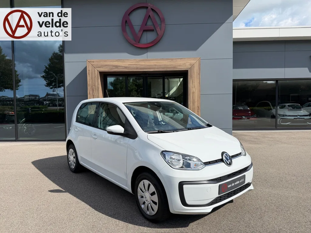 Volkswagen Up! (2021) — foto 1