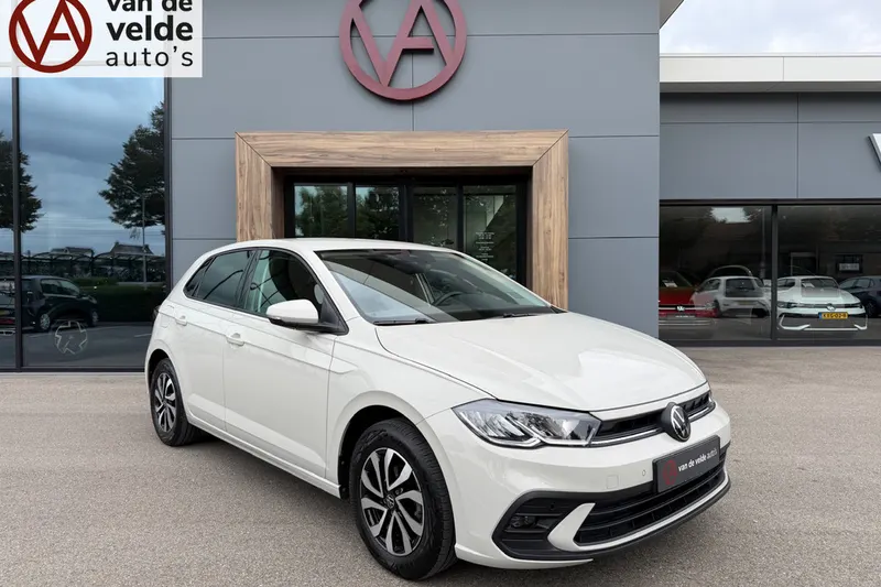 Volkswagen Polo (2023)
