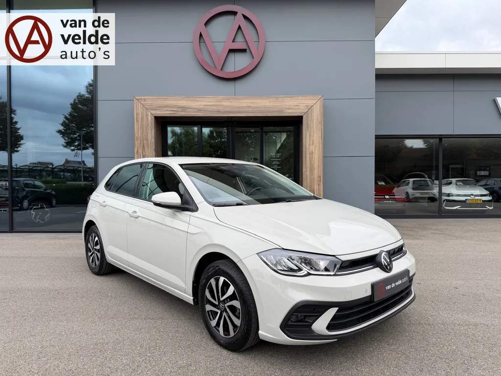 Volkswagen Polo (2023) — foto 1