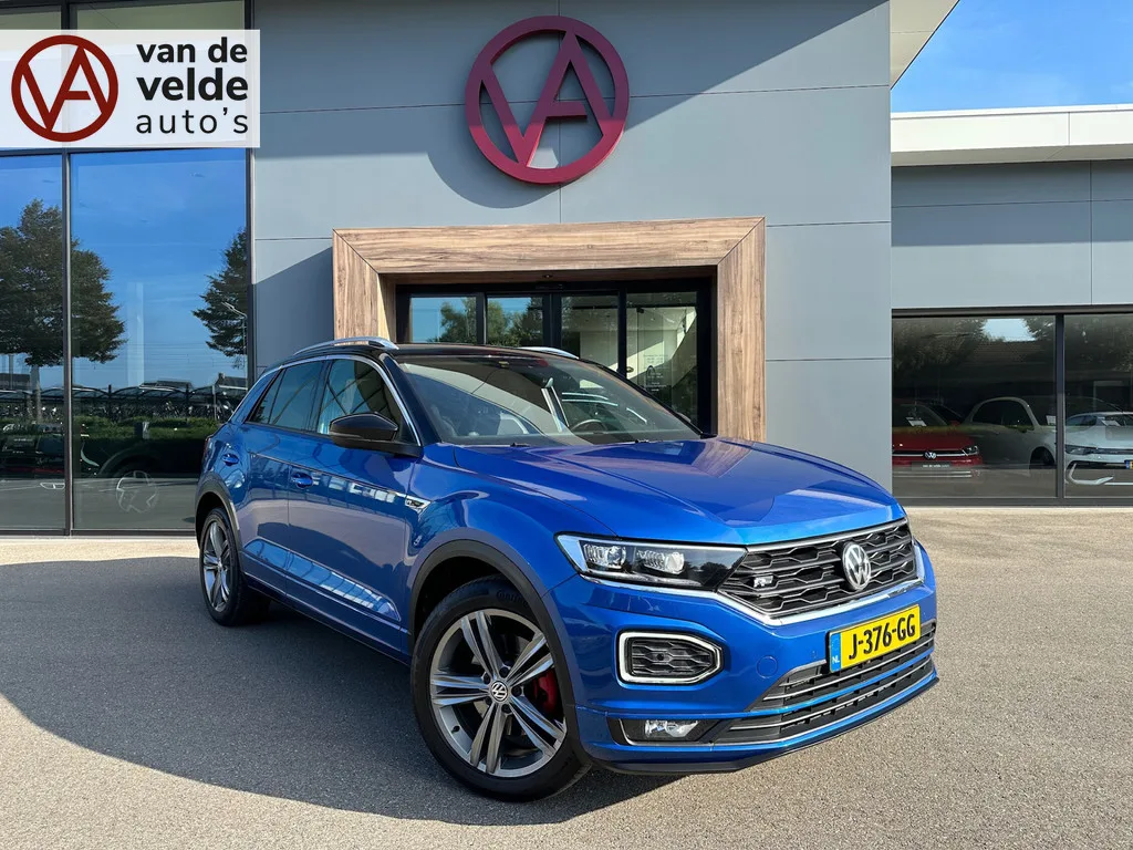 Volkswagen T-Roc (2020) — foto 1