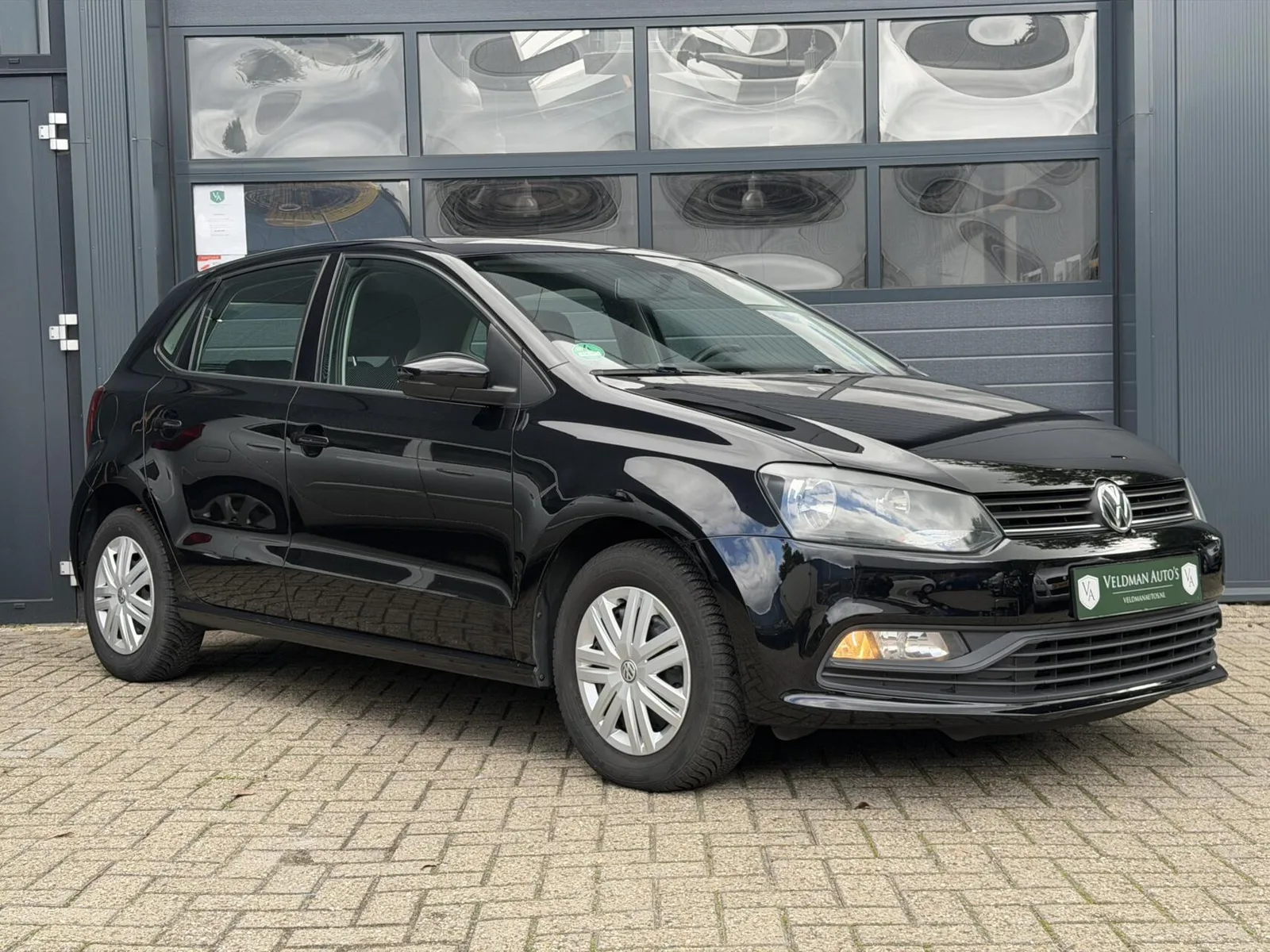Volkswagen Polo (2016) — foto 1