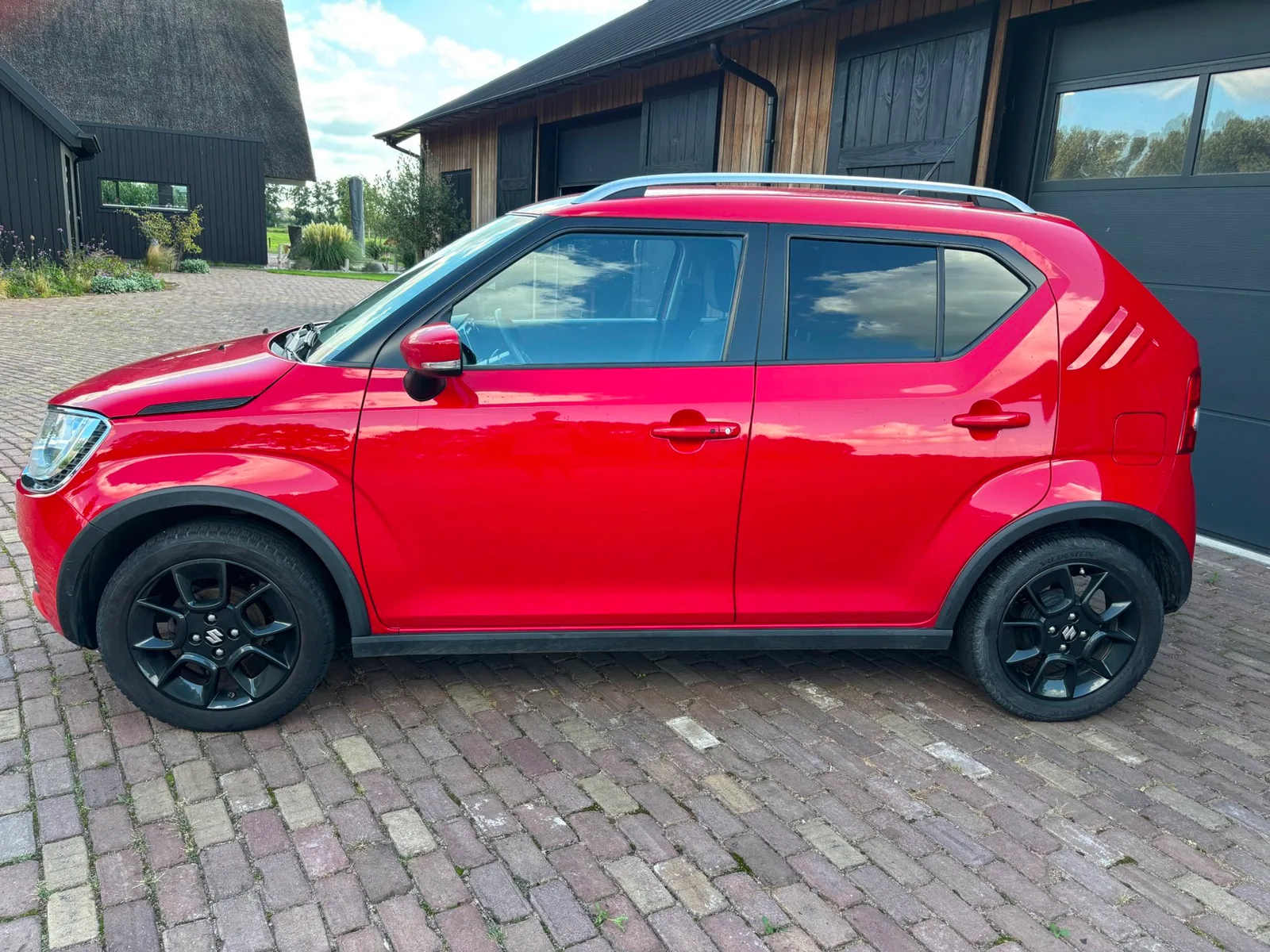 Suzuki Ignis (2017) — foto 1