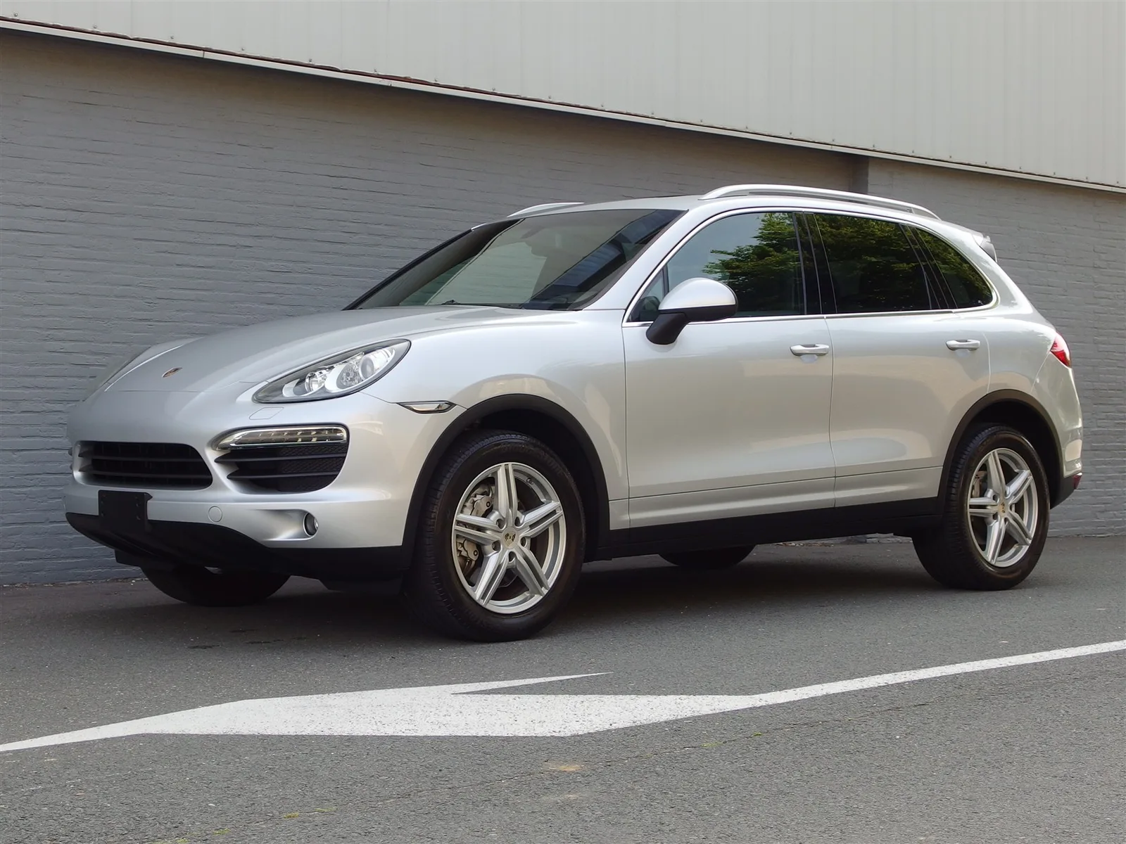 Porsche Cayenne (2010) — foto 1