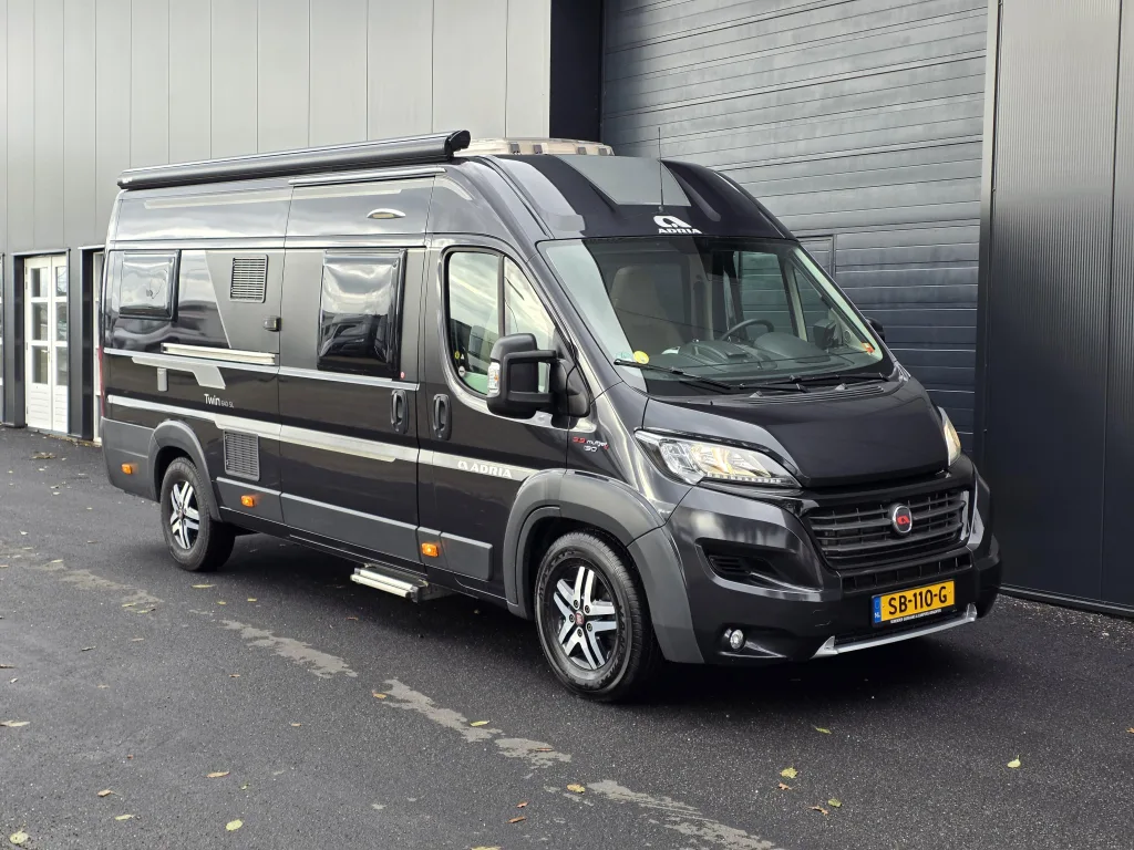Adria Twin (2018) — foto 1