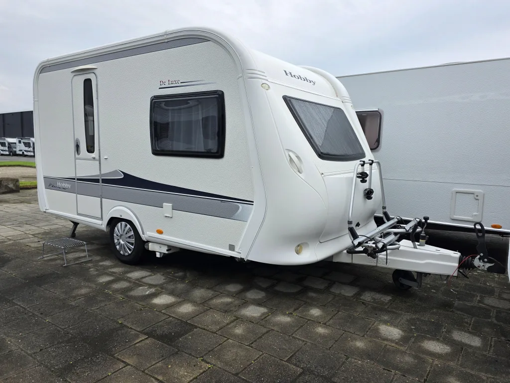 Hobby De Luxe (2013) — foto 1