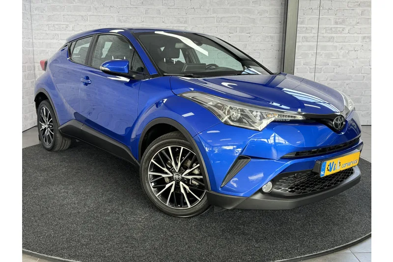 Toyota C-HR (2018) — foto 1