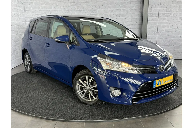 Toyota Verso (2014) — foto 1