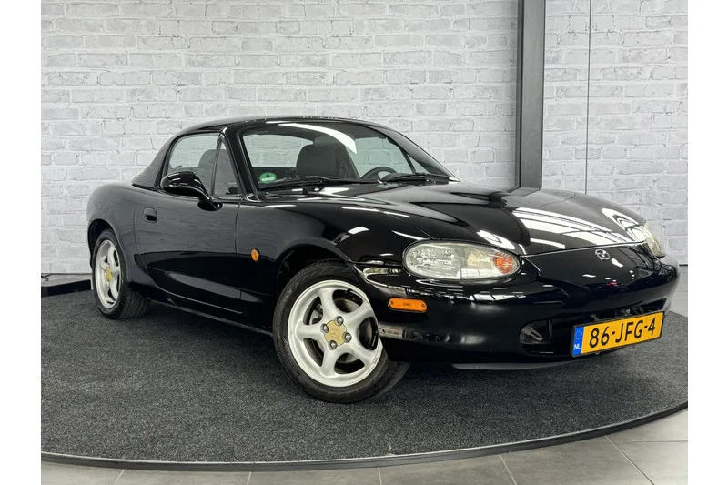 Mazda MX-5 (1999) — foto 1
