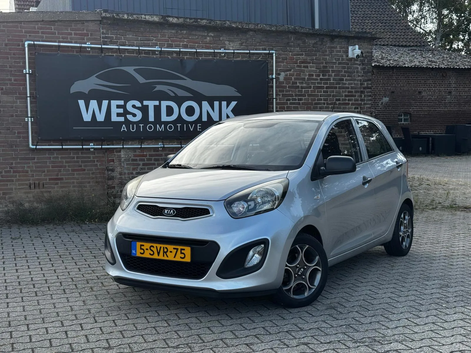 Kia Picanto (2012) — foto 1