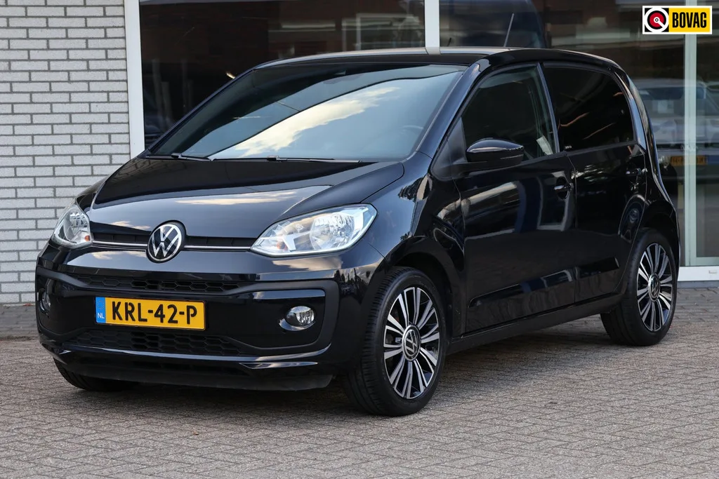 Volkswagen Up! (2021) — foto 1