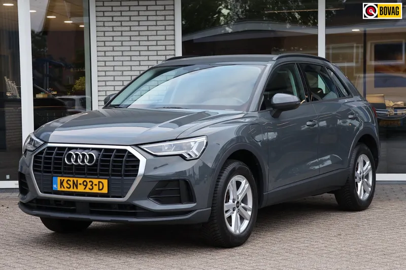 Audi Q3 (2023)
