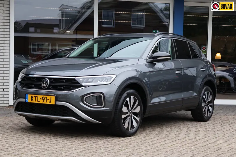 Volkswagen T-Roc (2025)