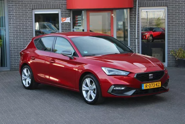 SEAT Leon (2022) — foto 1