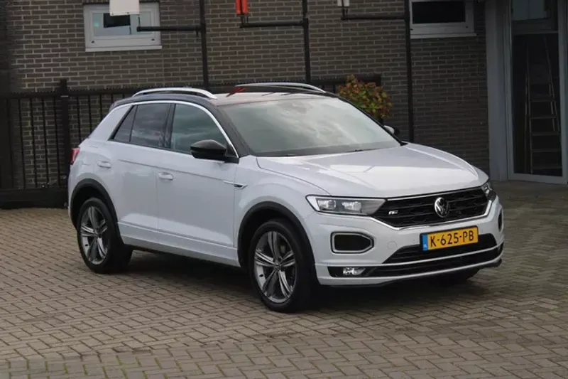 Volkswagen T-Roc (2021)