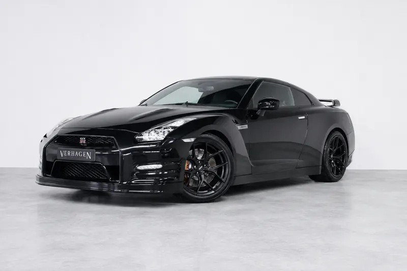 Nissan GT-R (2012)