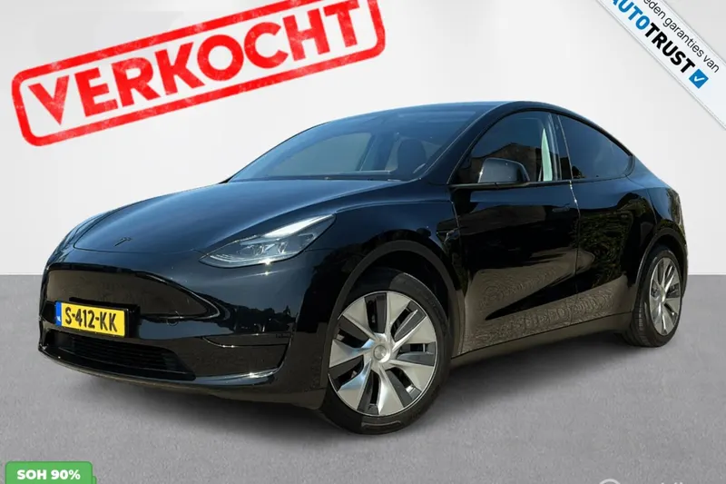 Tesla Model Y (2023)