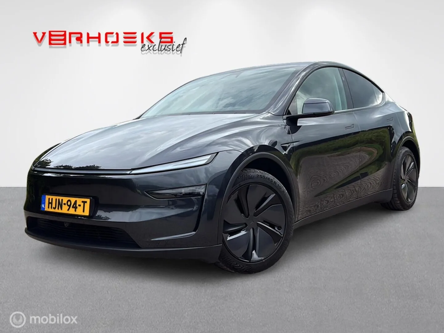 Tesla Model Y (2025) — foto 1