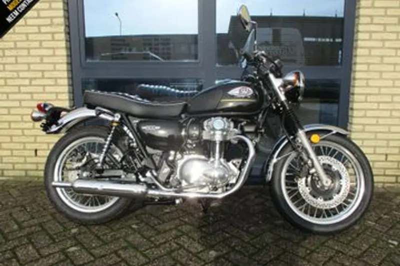 Kawasaki W800 (2025)
