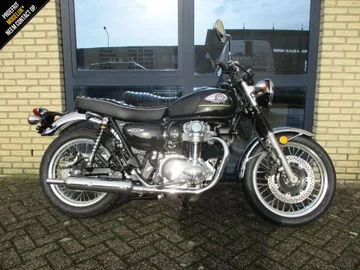 Kawasaki W800 (2025) — foto 1