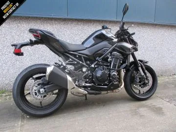 Kawasaki Z900 (2026) — foto 1