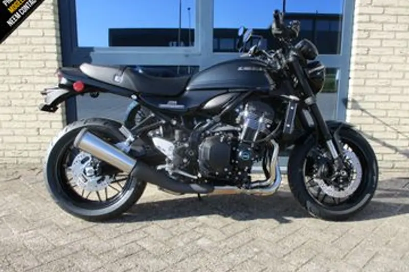 Kawasaki Z900RS (2026)