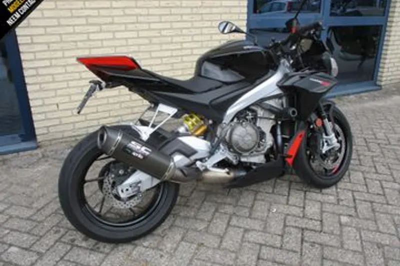 Aprilia Tuono 660 FACTORY (2022)