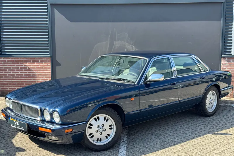 Jaguar Sovereign (1994)