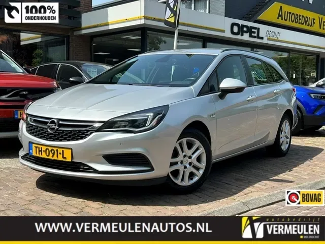 Opel Astra (2018) — foto 1
