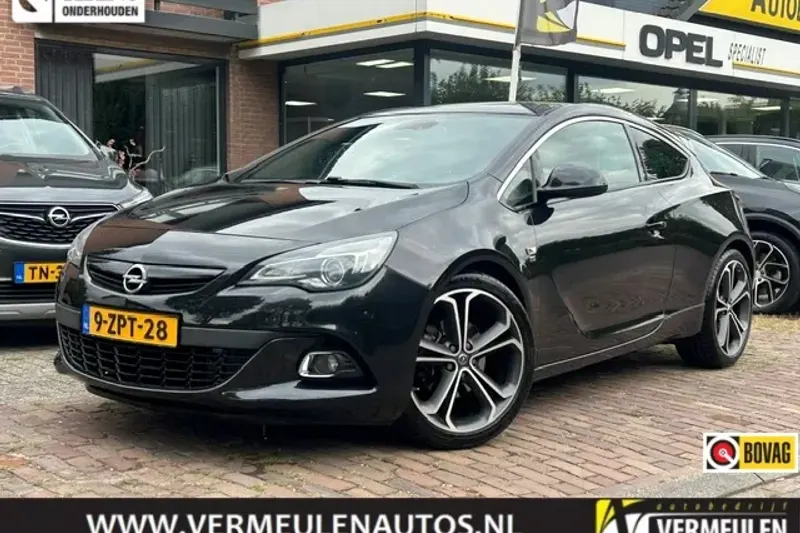 Opel Astra (2015)