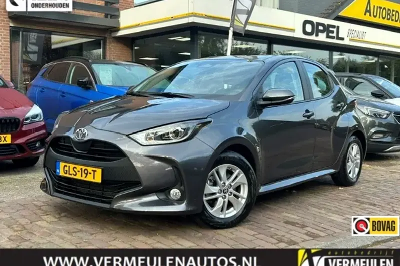 Toyota Yaris (2024)