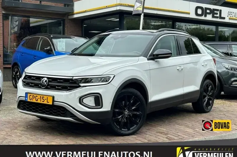 Volkswagen T-Roc (2022)