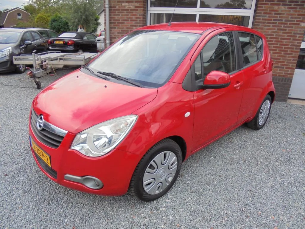 Opel Agila (2012) — foto 1