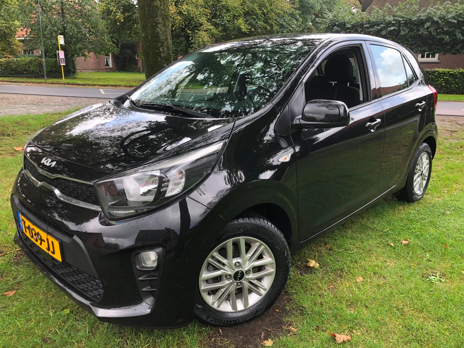 Kia Picanto (2023) — foto 1