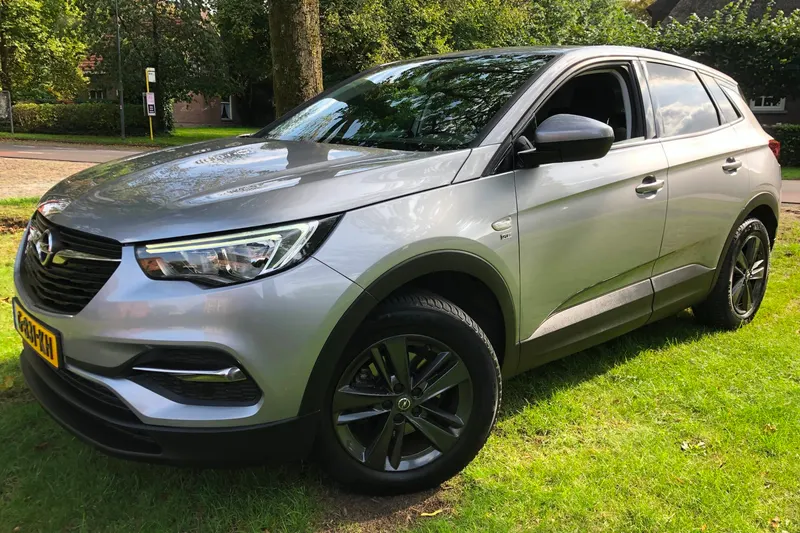 Opel Grandland (2019)