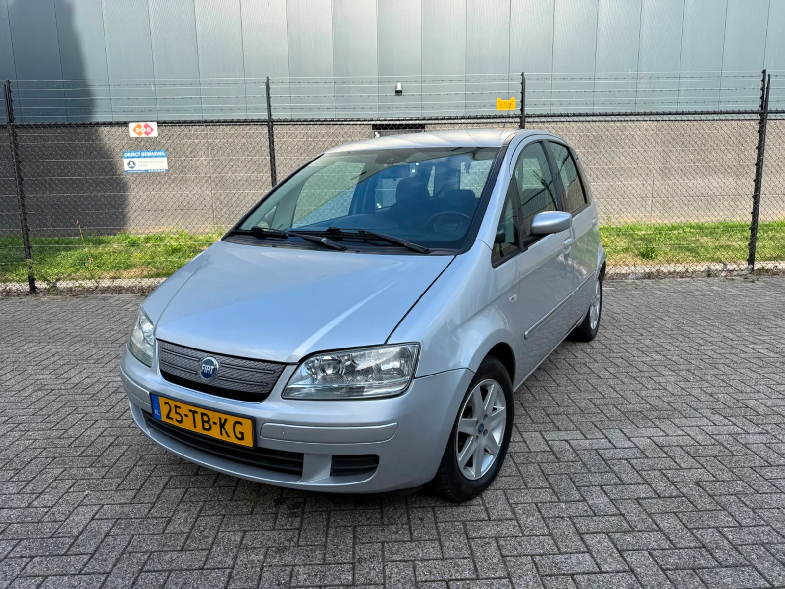 Fiat Idea (2006) — foto 1