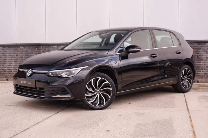 Volkswagen Golf (2021)