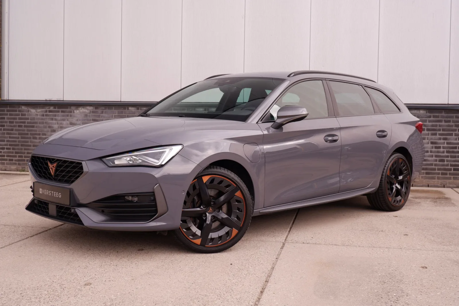 CUPRA Leon Sportstourer (2021) — foto 1