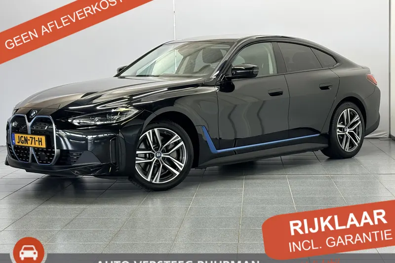 BMW i4 (2023)