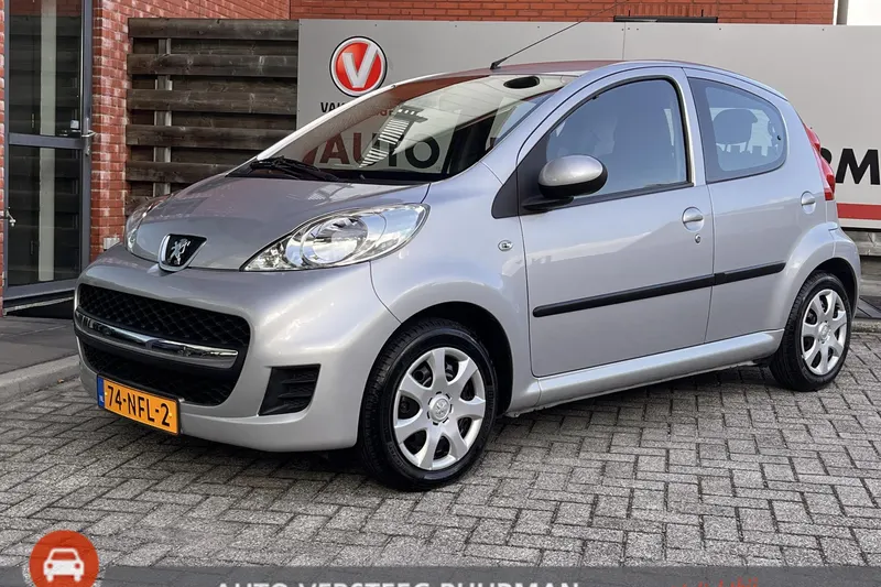 Peugeot 107 (2010)